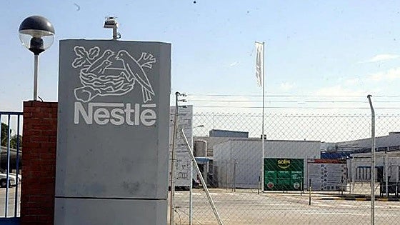 El ERE de Nestlé afecta a ocho personas en su planta de Miajadas, el 10% de la plantilla