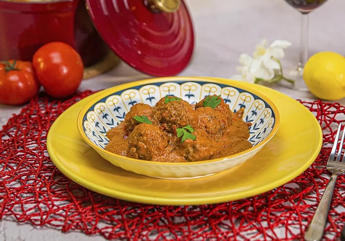 Albóndigas en salsa