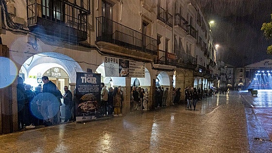 La intensa lluvia obliga a parar los conciertos del Womad en Cáceres 2026