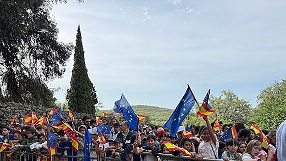 «Quiero tocarle la mano por segunda vez al Rey»