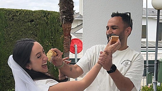 Las parejas de hecho en Extremadura superan las mil inscripciones al año: «Dimos el paso tras el embarazo»