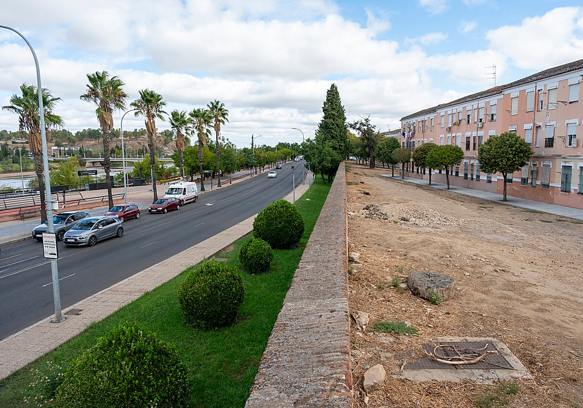 El aparcamiento de Circunvalación irá en el tramo que discurre entre la Puerta de Palmas y la rotonda de los Tres Poetas.