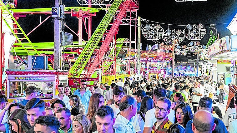 El ferial de Badajoz marca un fin de semana de récord y espera llenarse este martes