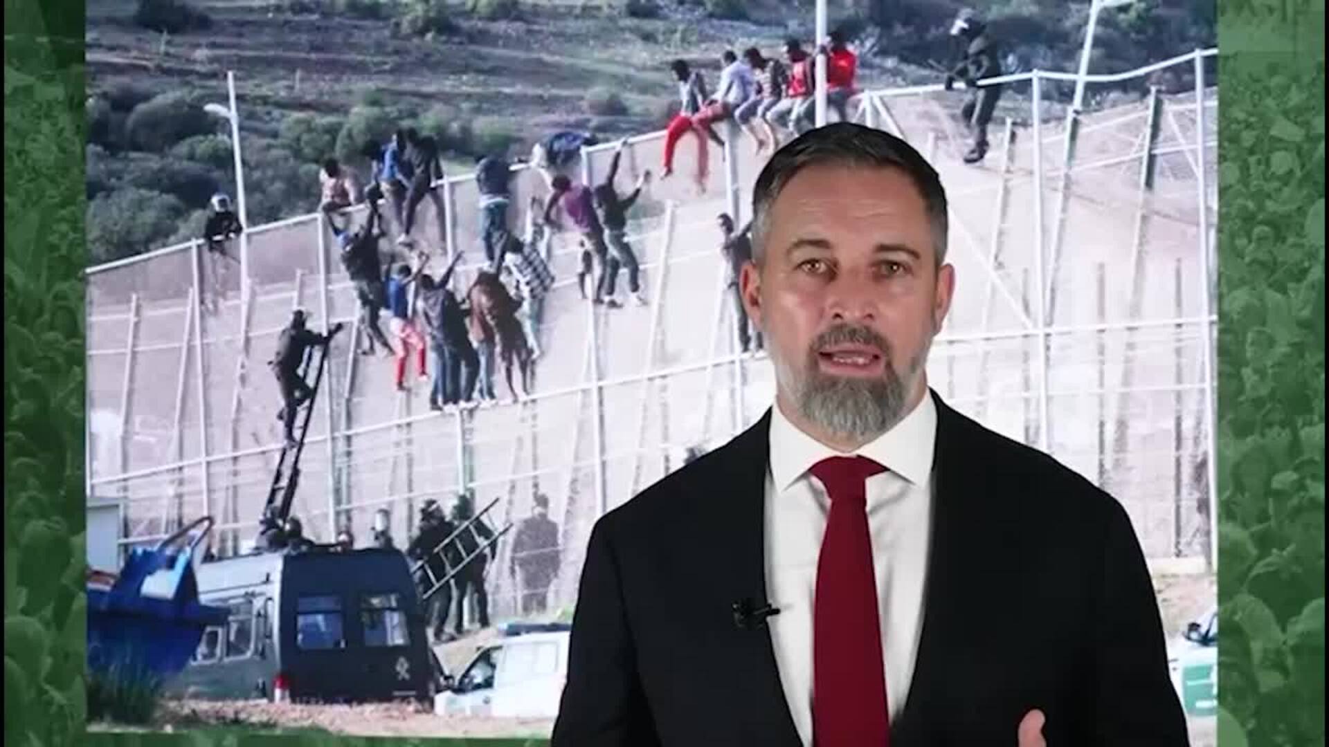 Abascal despide 2025 culpando a PP y PSOE de la "invasión" por la inmigración ilegal
