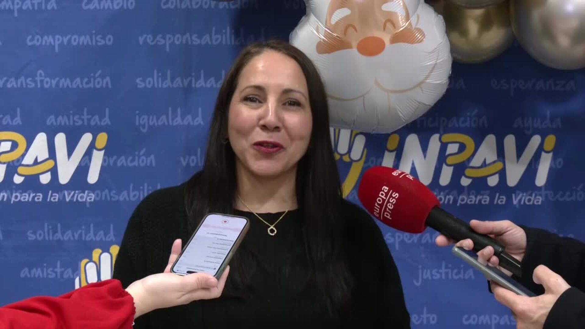 Inpavi ayuda a 400 niños en riesgo de exclusión con 1.350 juguetes y 400 meriendas