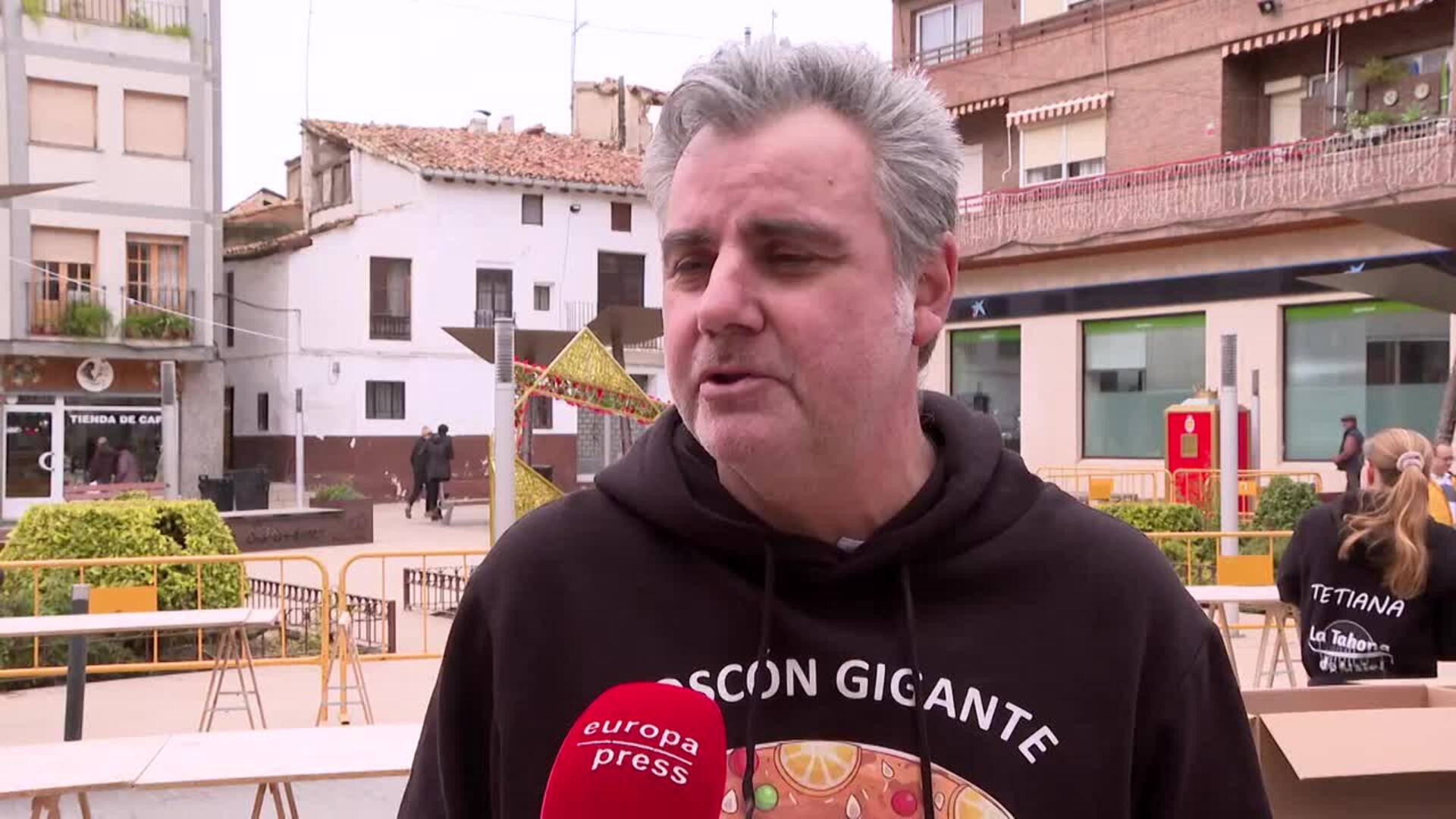 La Tahona de Utiel hace un Roscón gigante de récord