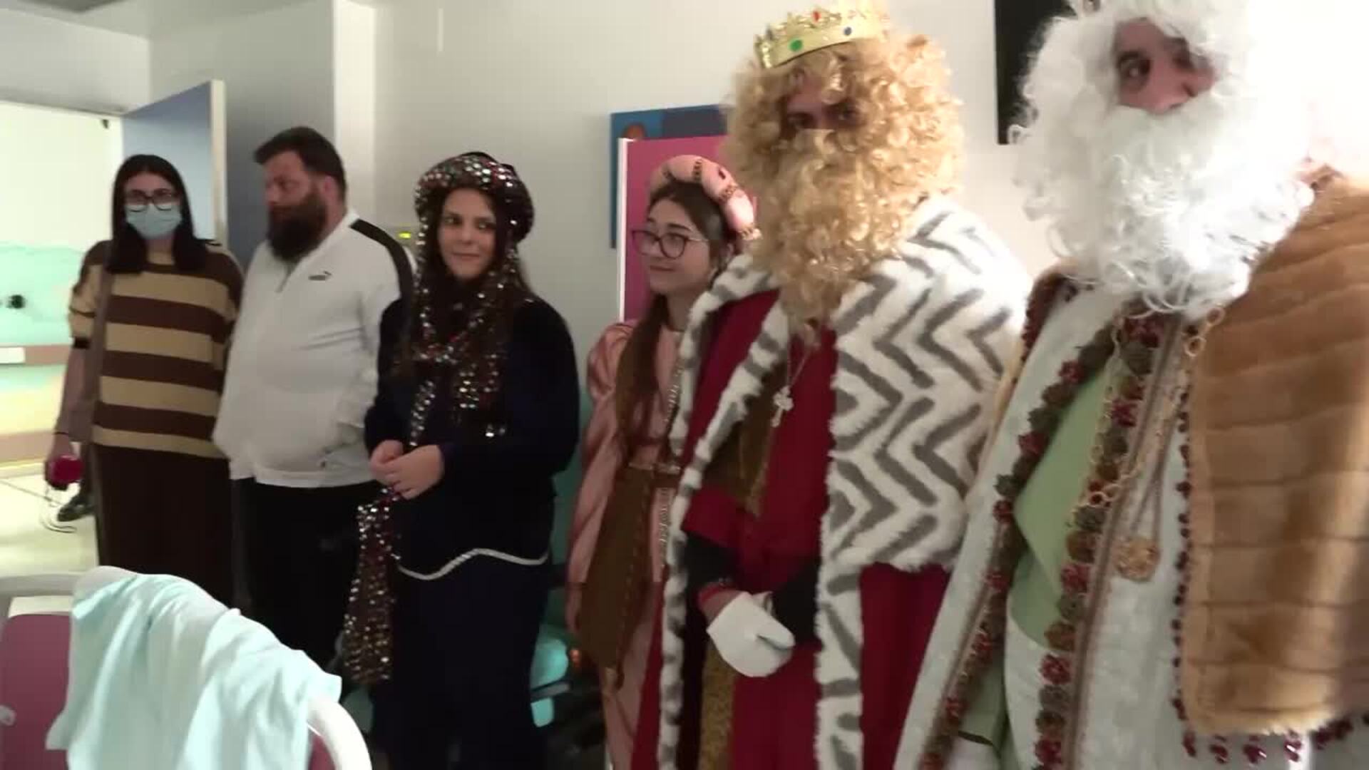 Los Reyes Magos llegan a las ciudades españolas para repartir ilusión entre los más pequeños