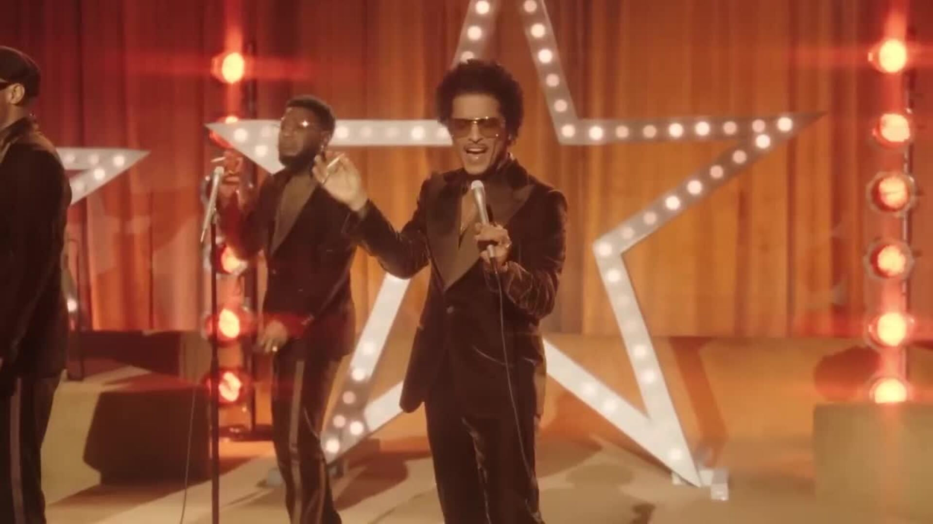 Bruno Mars publicará su nuevo disco en solitario 'The Romantic' en febrero