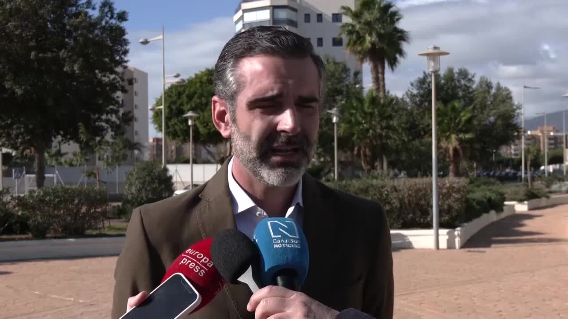 Pacheco solicita al alcalde de Garrucha (Almería) que se cumpla el acuerdo de investidura