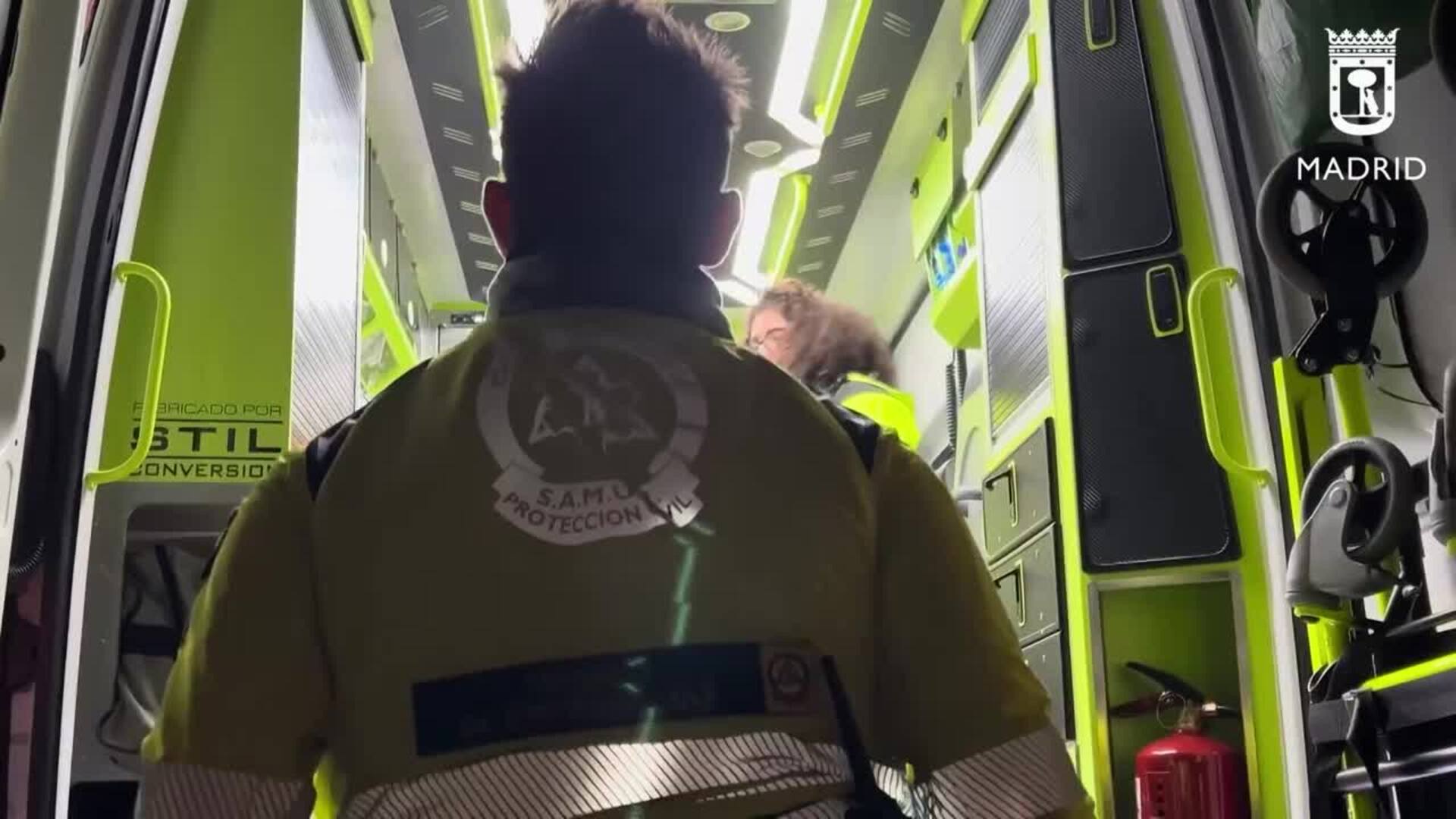 Un conductor se da la fuga tras atropellar a una mujer, que resulta herida grave, en Usera