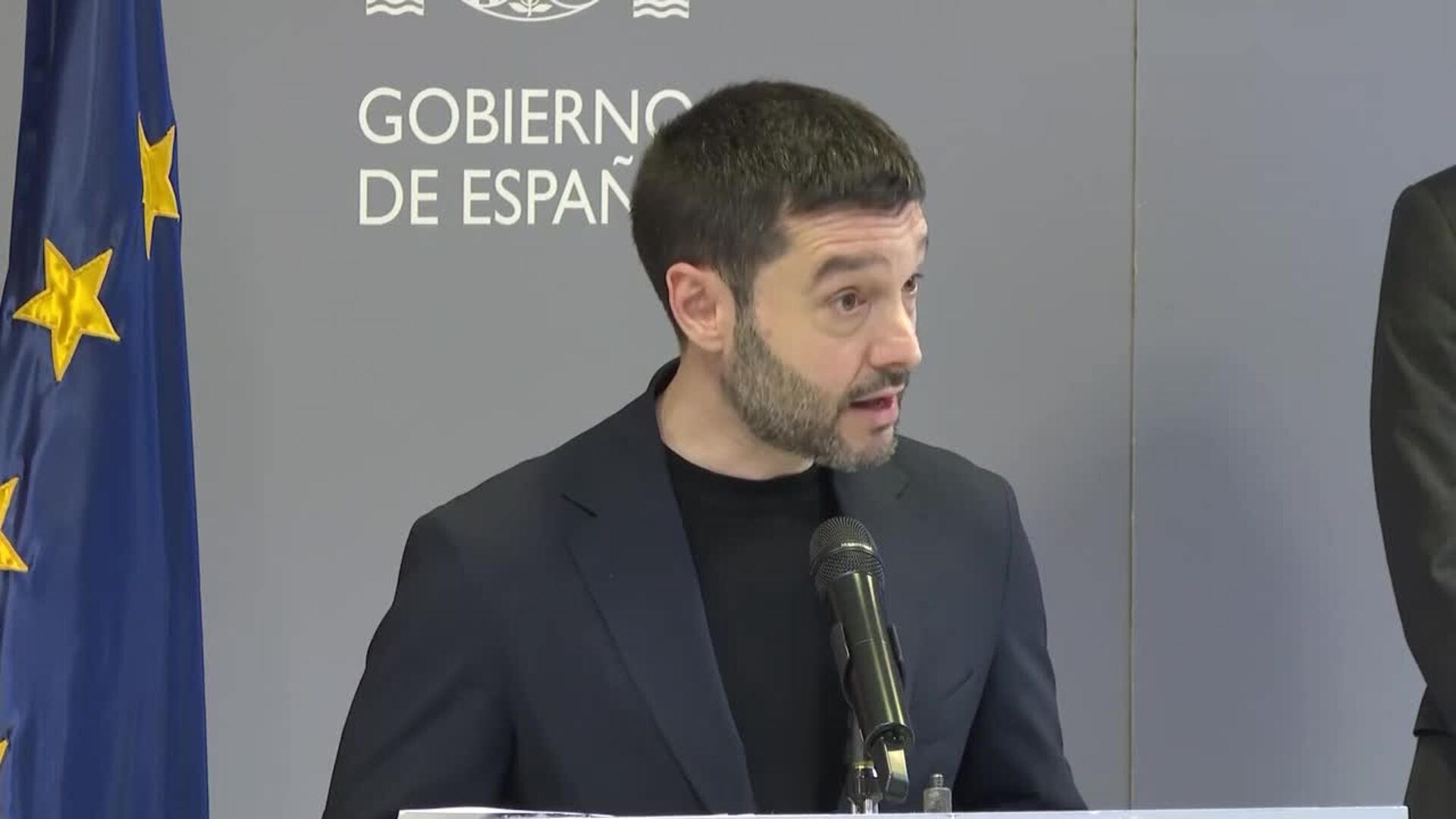 Consumo actuará con "toda contundencia" ante los anuncios de alquileres por encima de la ley