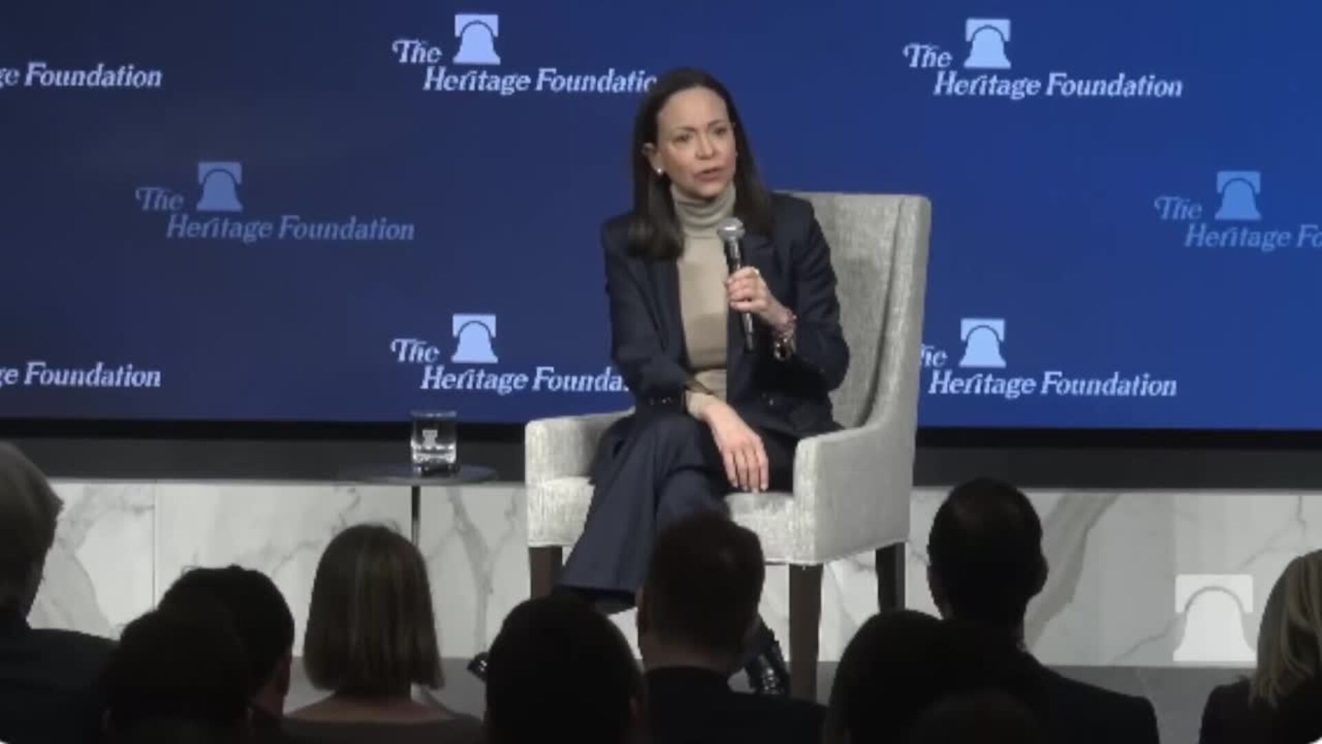 Machado defiende "desmantelar la estructura de terror" en Venezuela