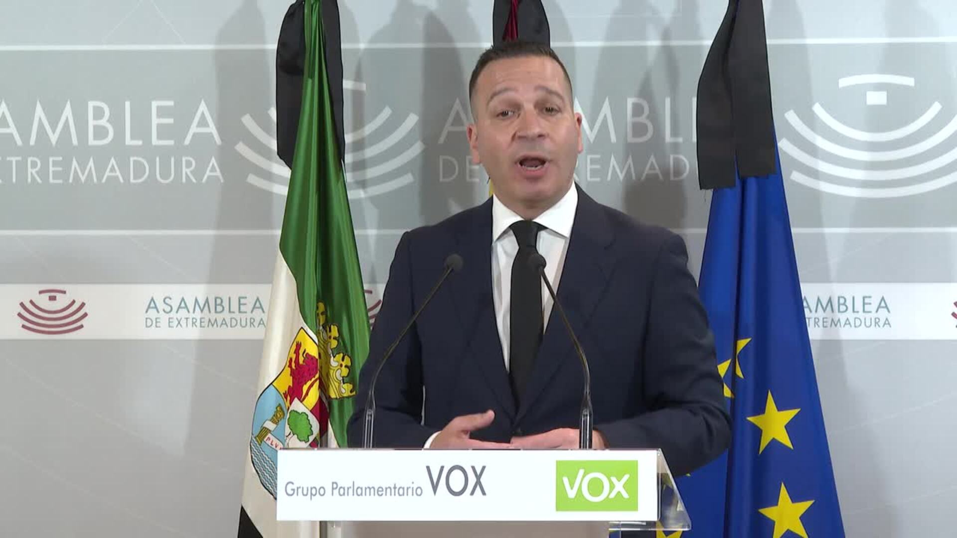 Vox ve "infinitamente lejos" el acuerdo con Guardiola tras no acordar la Presidencia Asamblea