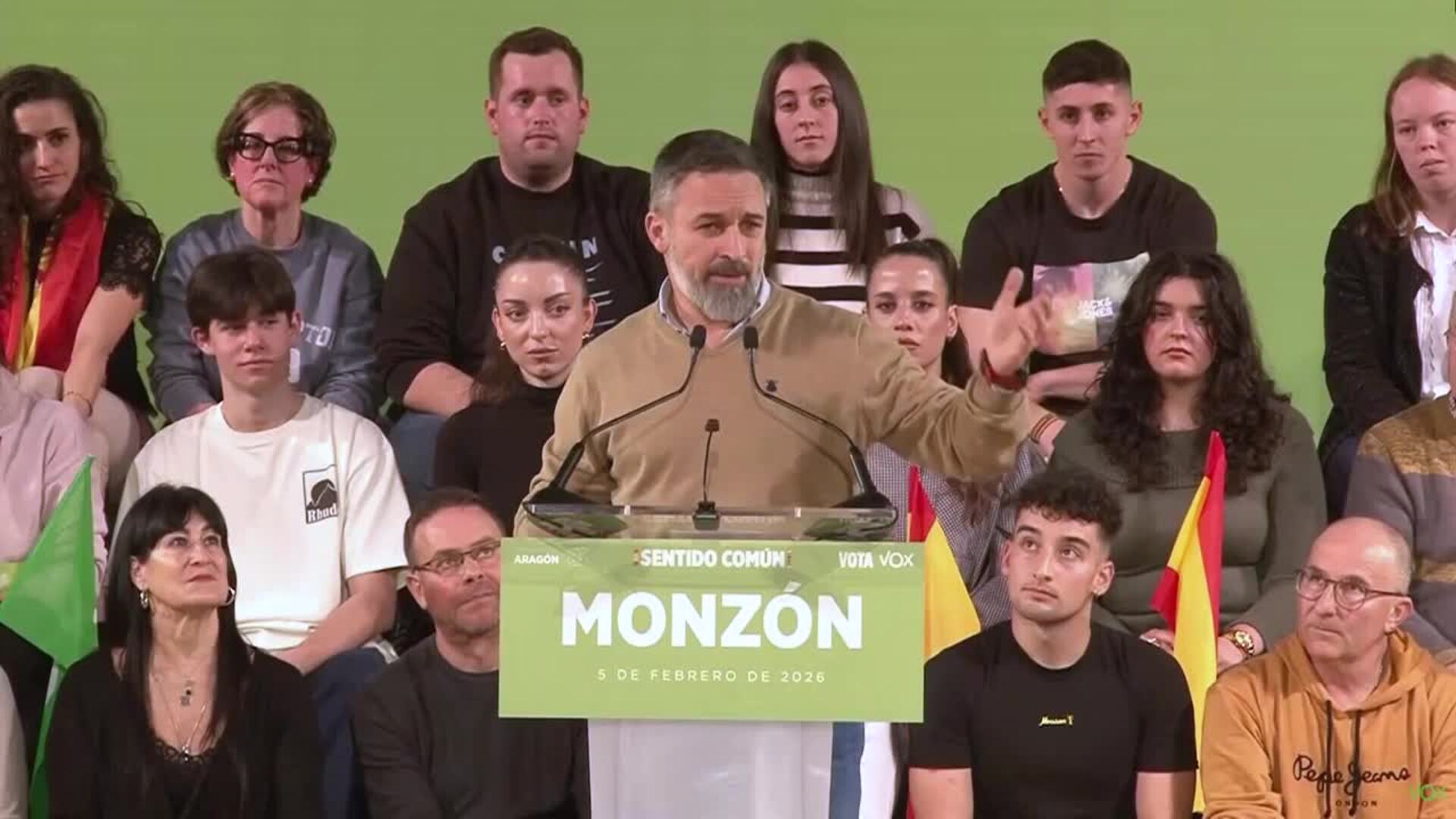 Abascal dice que Sánchez es "un maldito lacayo de Soros y Gates"