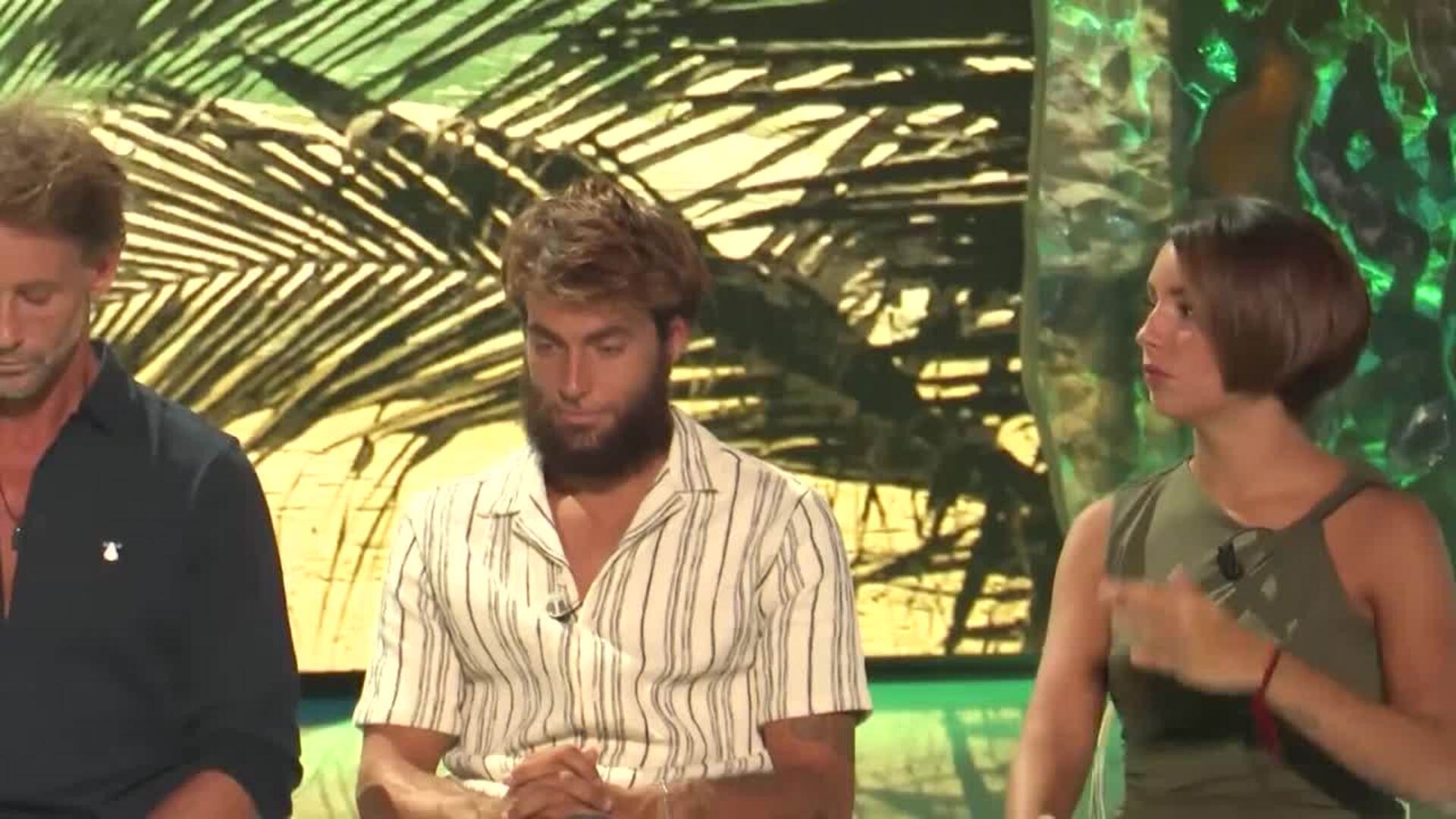 Montoya se entera del accidente de Anita al llegar a España