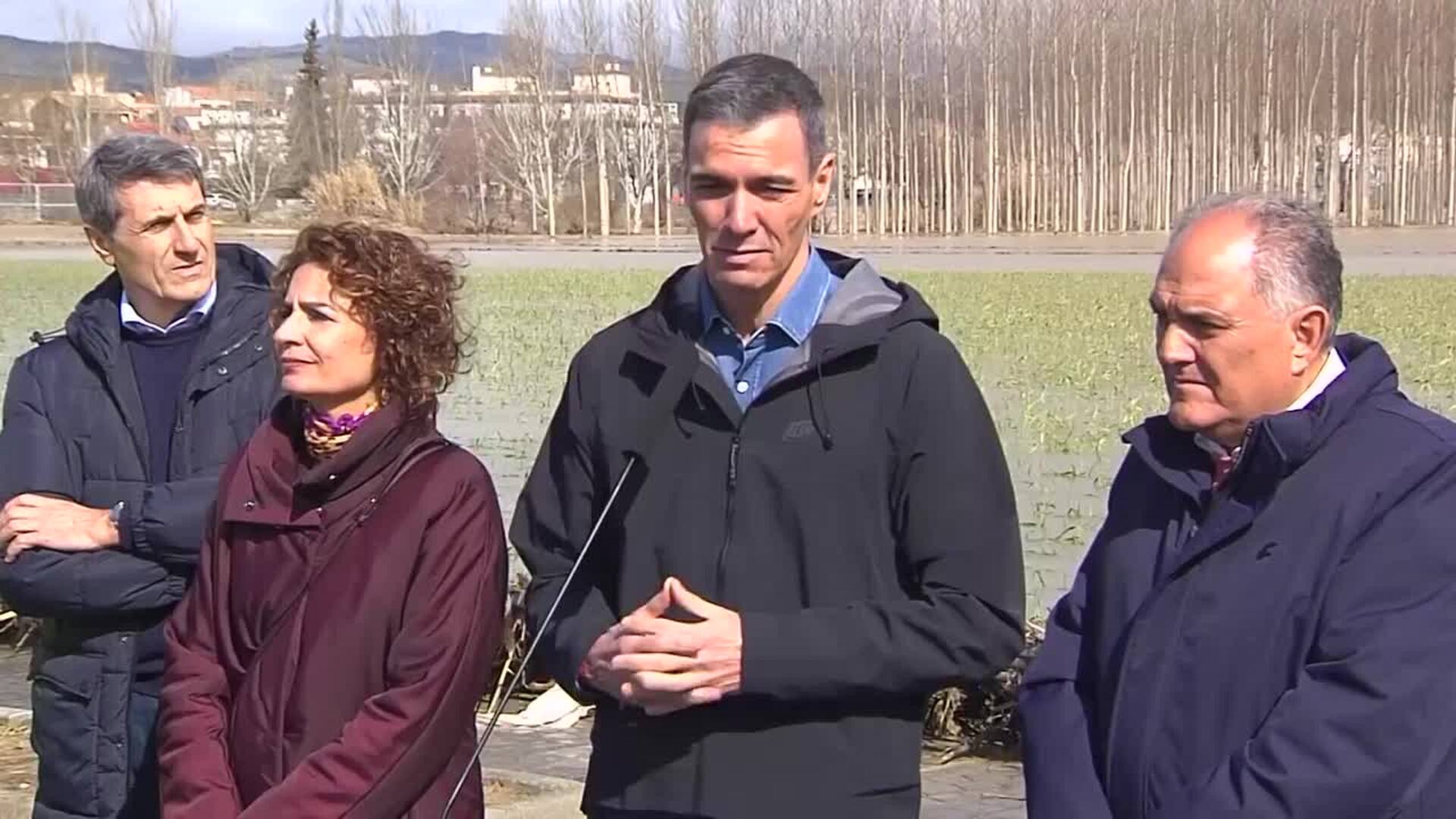 Sánchez apela a la unidad de administraciones y promete ayudas con "prontitud"