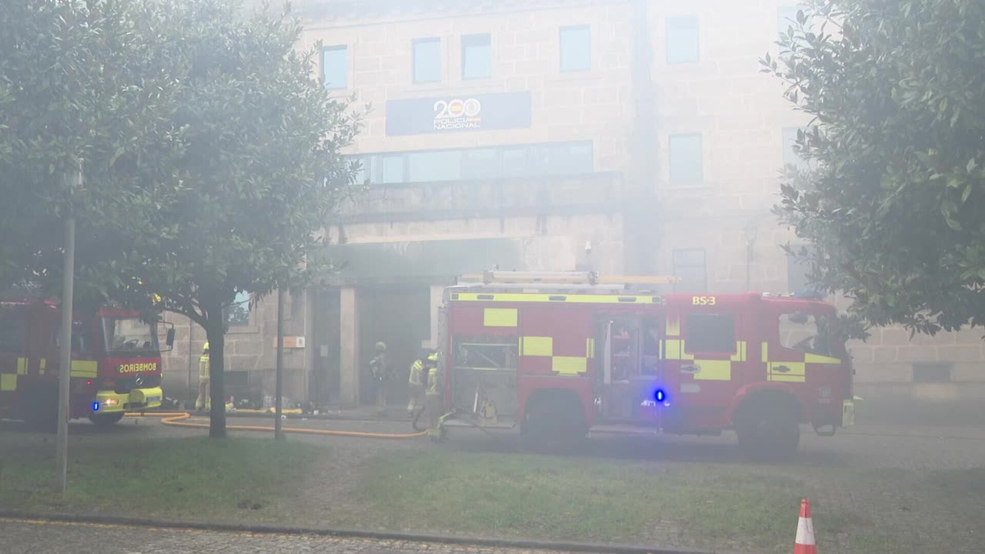 Desalojan la comisaría de la Policía Nacional de Santiago por un incendio