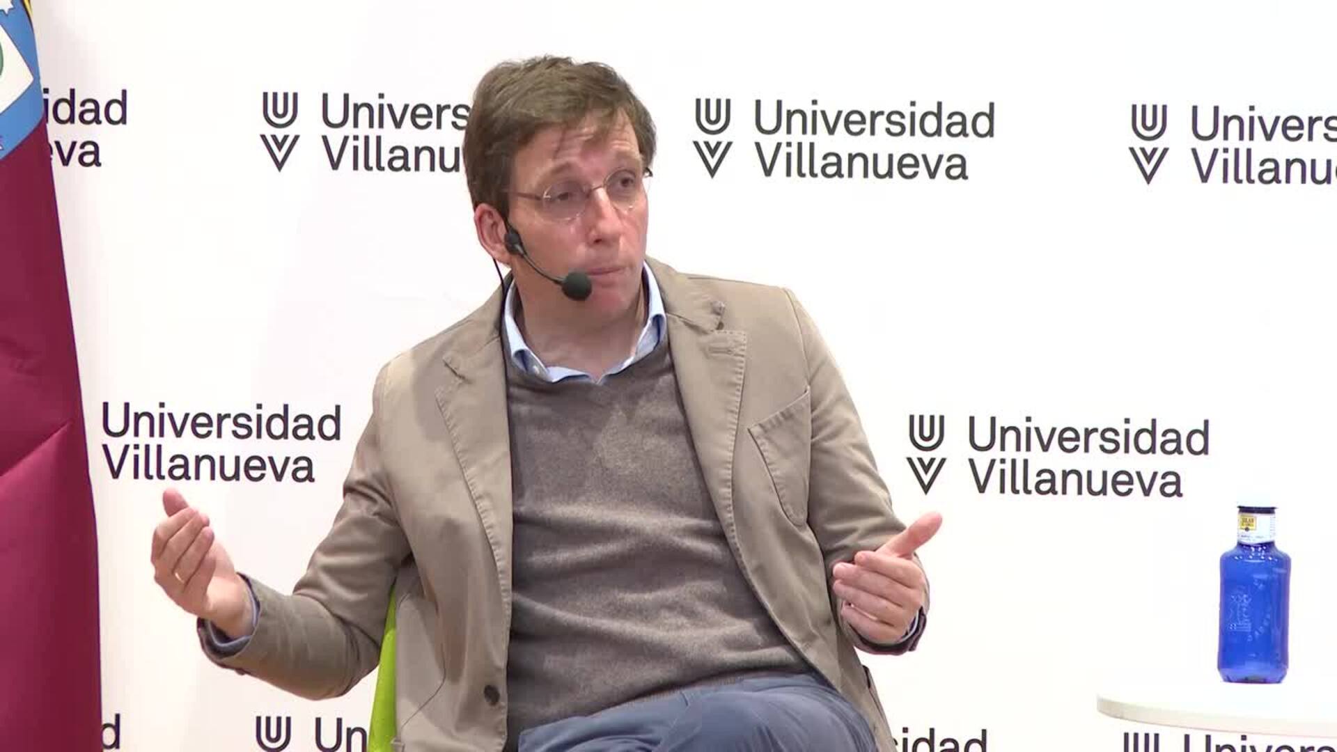 Almeida califica de "chapuza" el proceso de regularización de inmigrantes