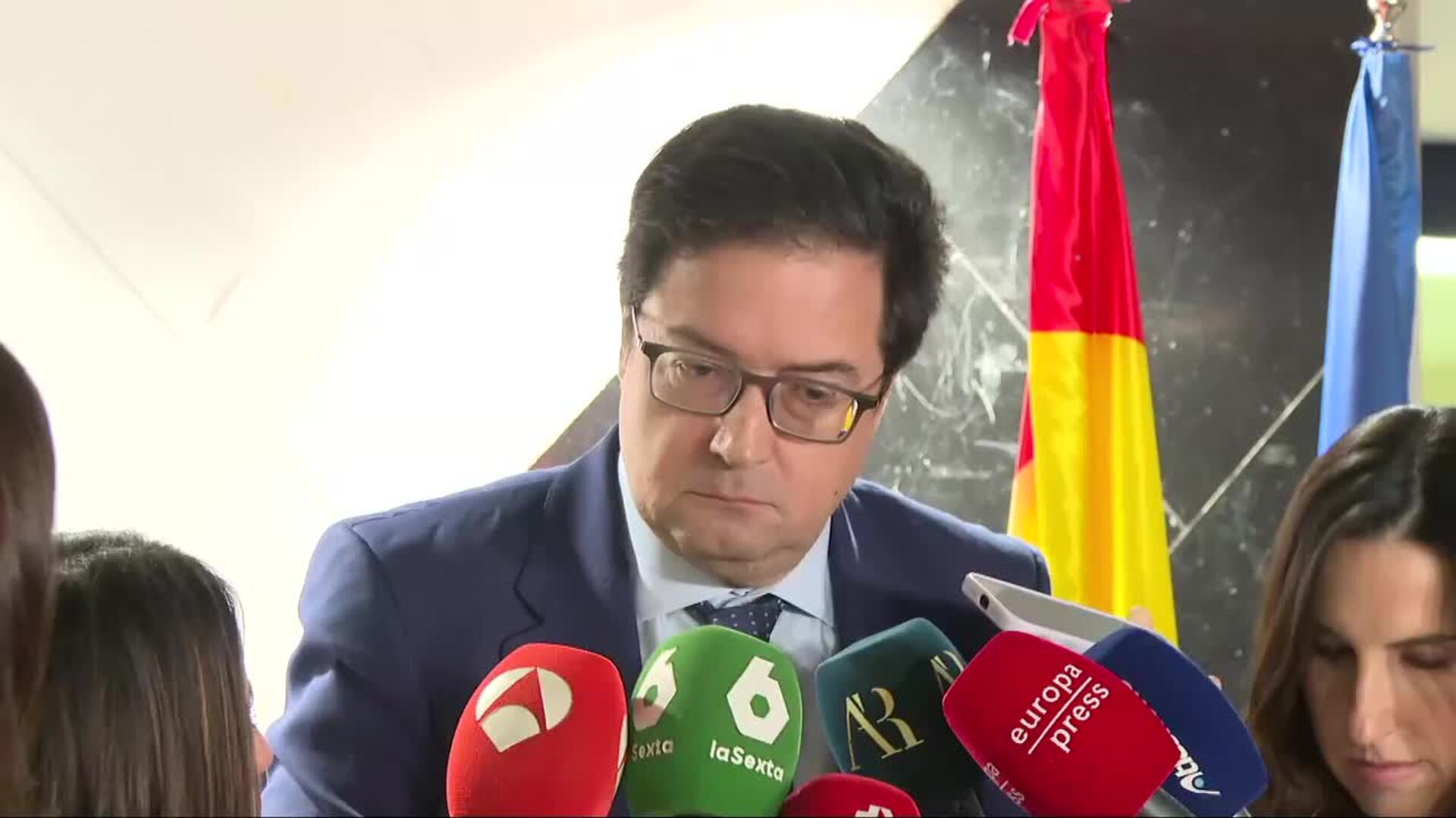 Óscar López se ratifica en sus críticas a Lambán desde la "discrepancia política"