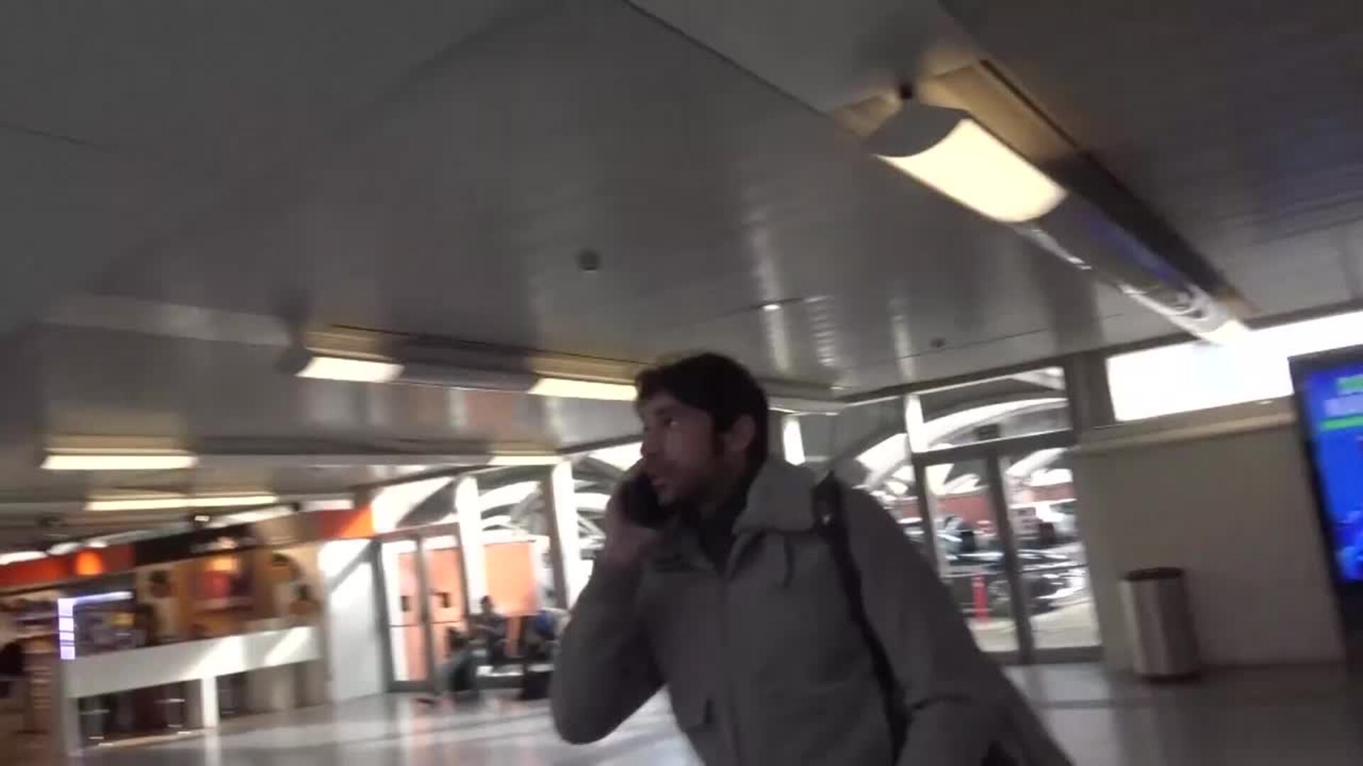 Ezequiel Garay reaparece con una sonrisa tras su enigmática canción de desamor