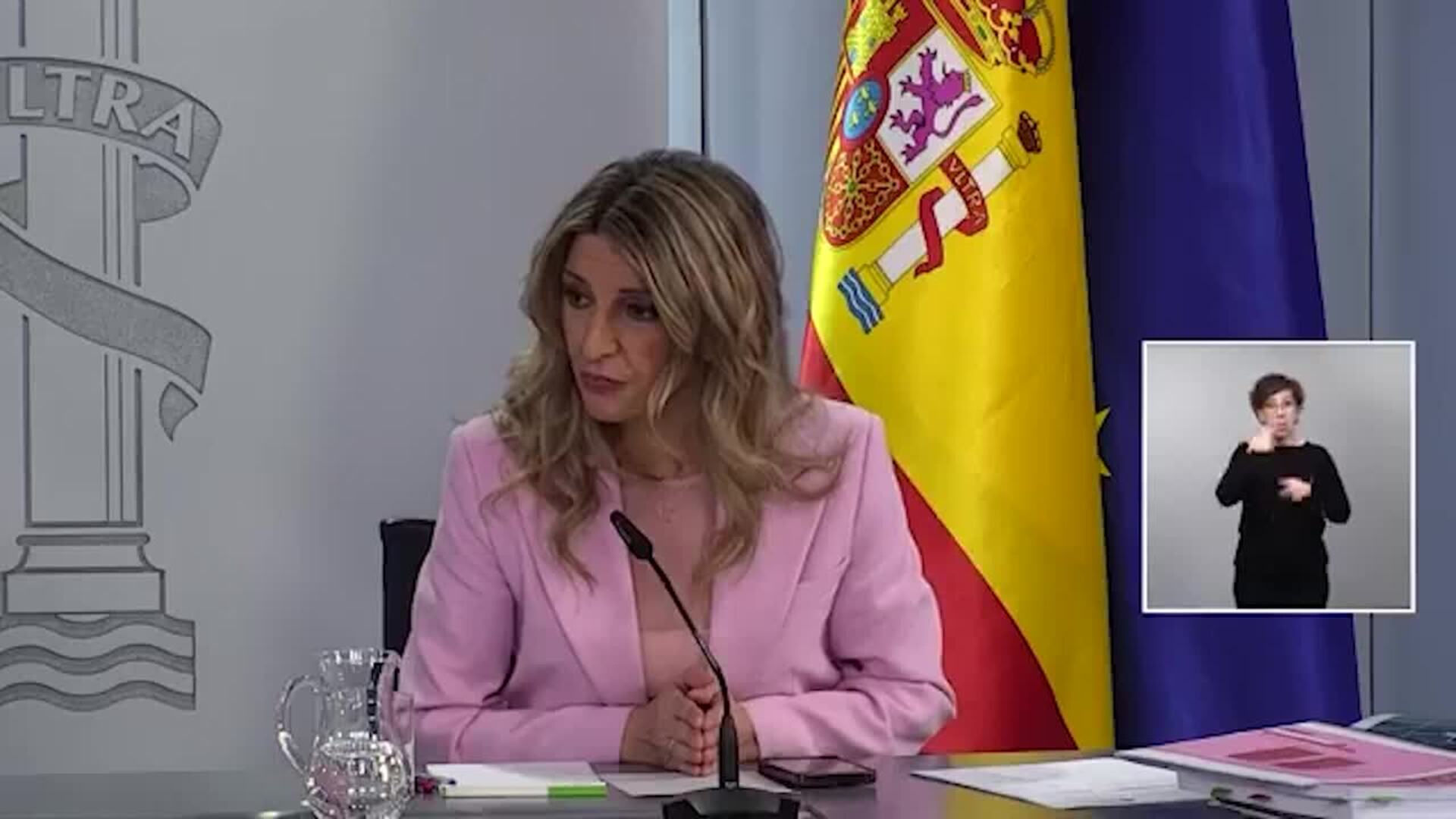 Díaz pide a Garamendi "prudencia, responsabilidad y empatía": "Gana 23 veces el salario mínimo"