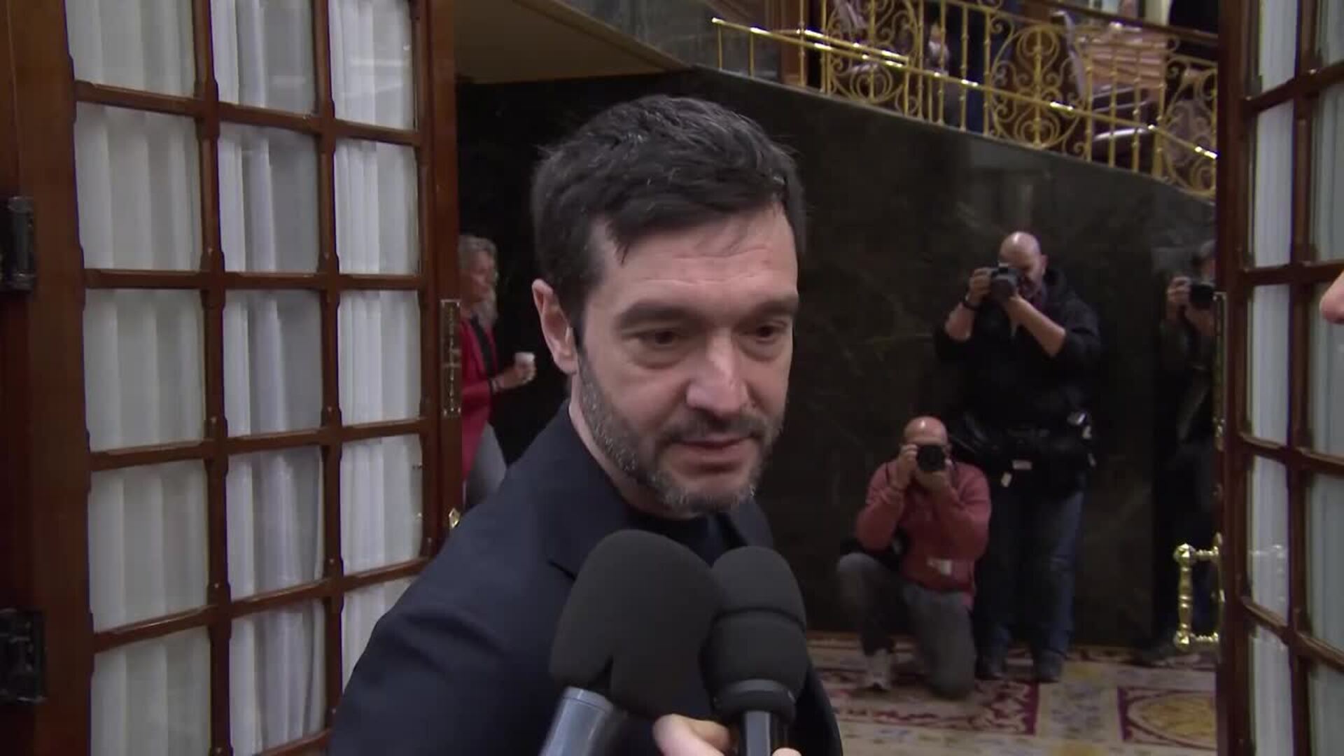 Bustinduy sobre el futuro de la izquierda: "Todos vamos a remar en la misma dirección"