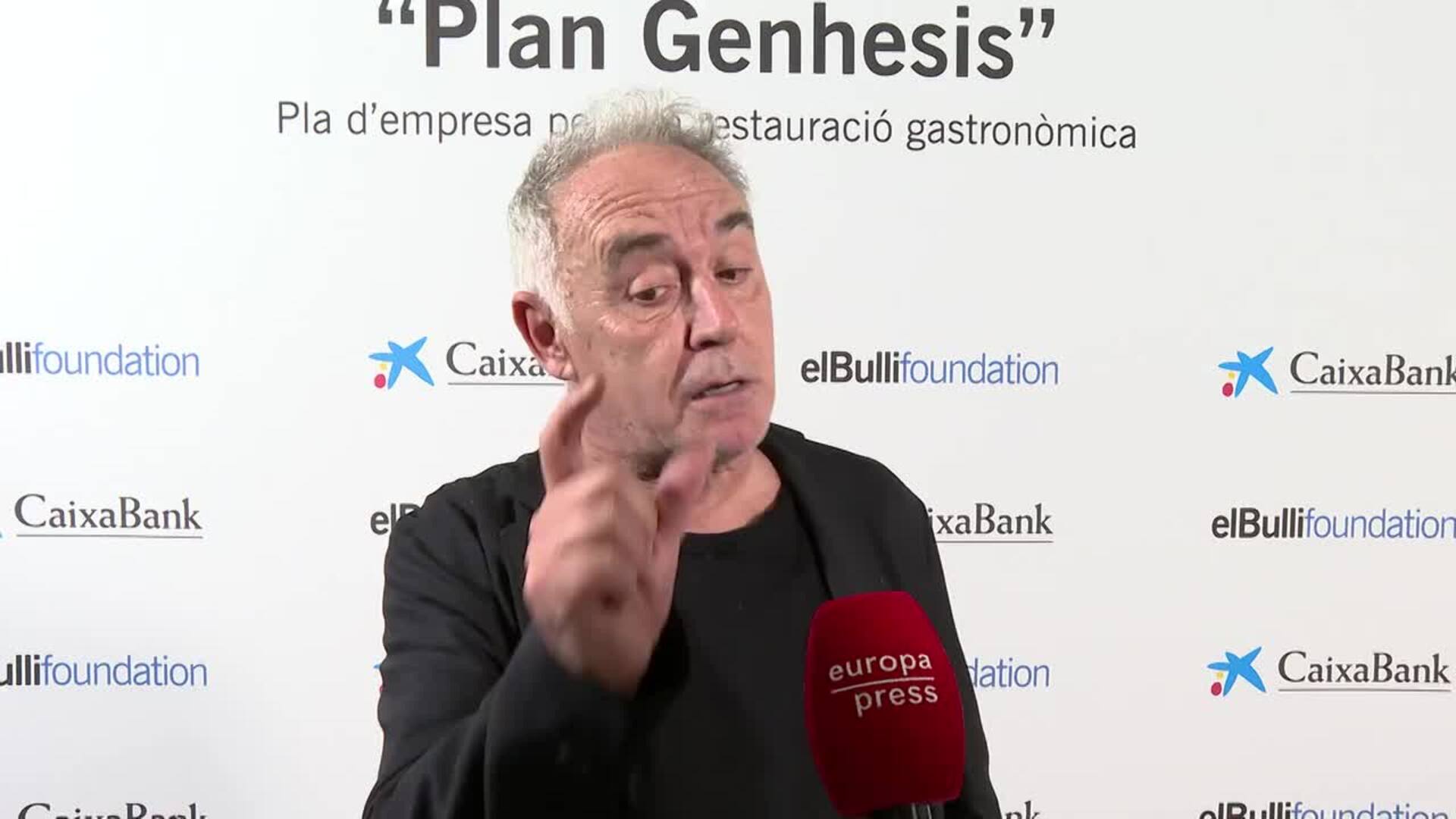 Ferran Adrià presenta una guía de casi 700 páginas para impulsar la restauración