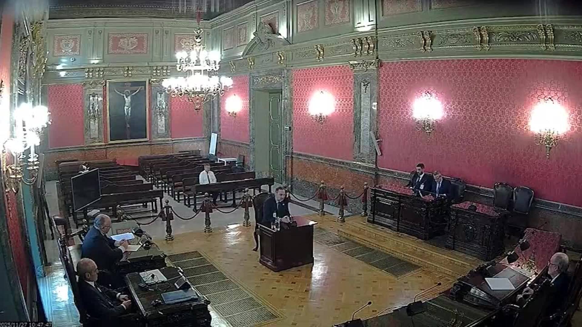 Ábalos dijo al juez que tuvo "muchísimas oportunidades" para fugarse y no lo hizo