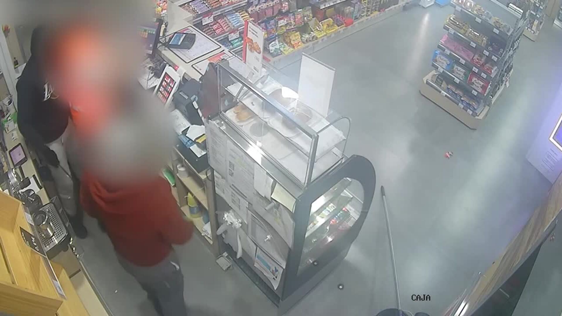 Dos detenidos por robar efectos por valor de 2.600 euros en estación de servicio de Azuqueca