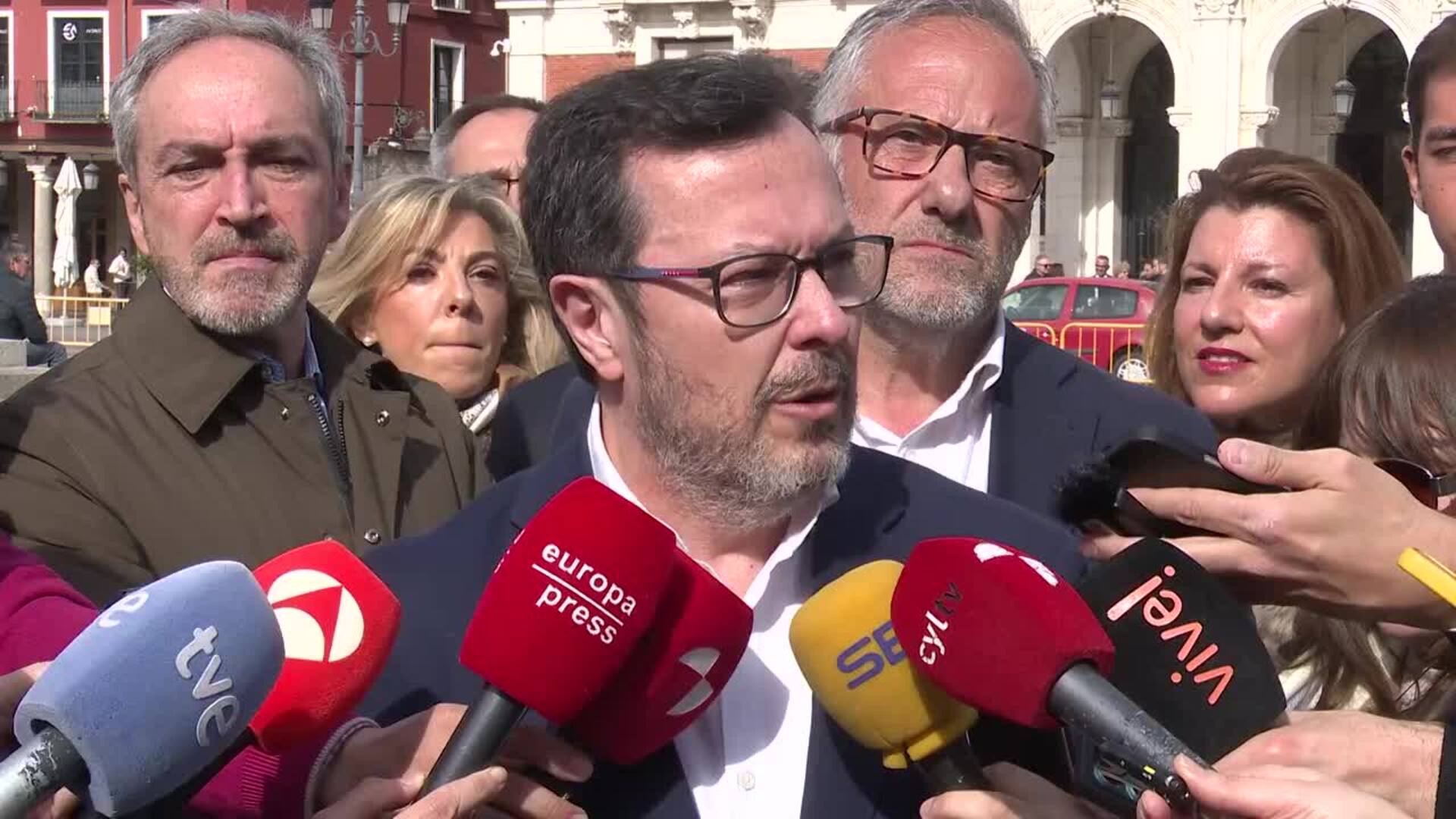 Fúster cree "ofensivo" el marco del PP para pactar con Vox