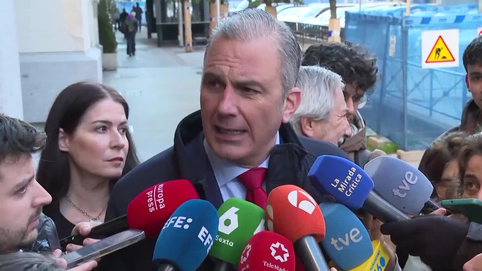 Ortega Smith contesta a Abascal que su "primera preocupación es Madrid y España"