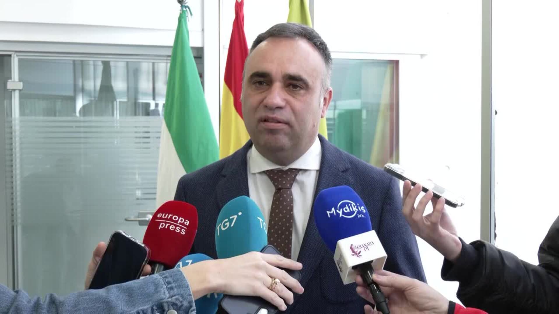 Diputación de Granada destina 1,3 millones extra ante el temporal en municipios turísticos