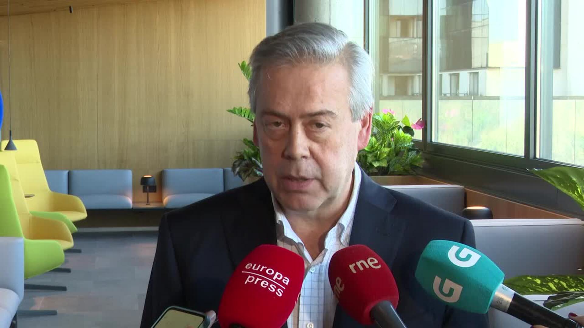 Gómez Caamaño condena la agresión a un sanitario del Hospital de O Salnés