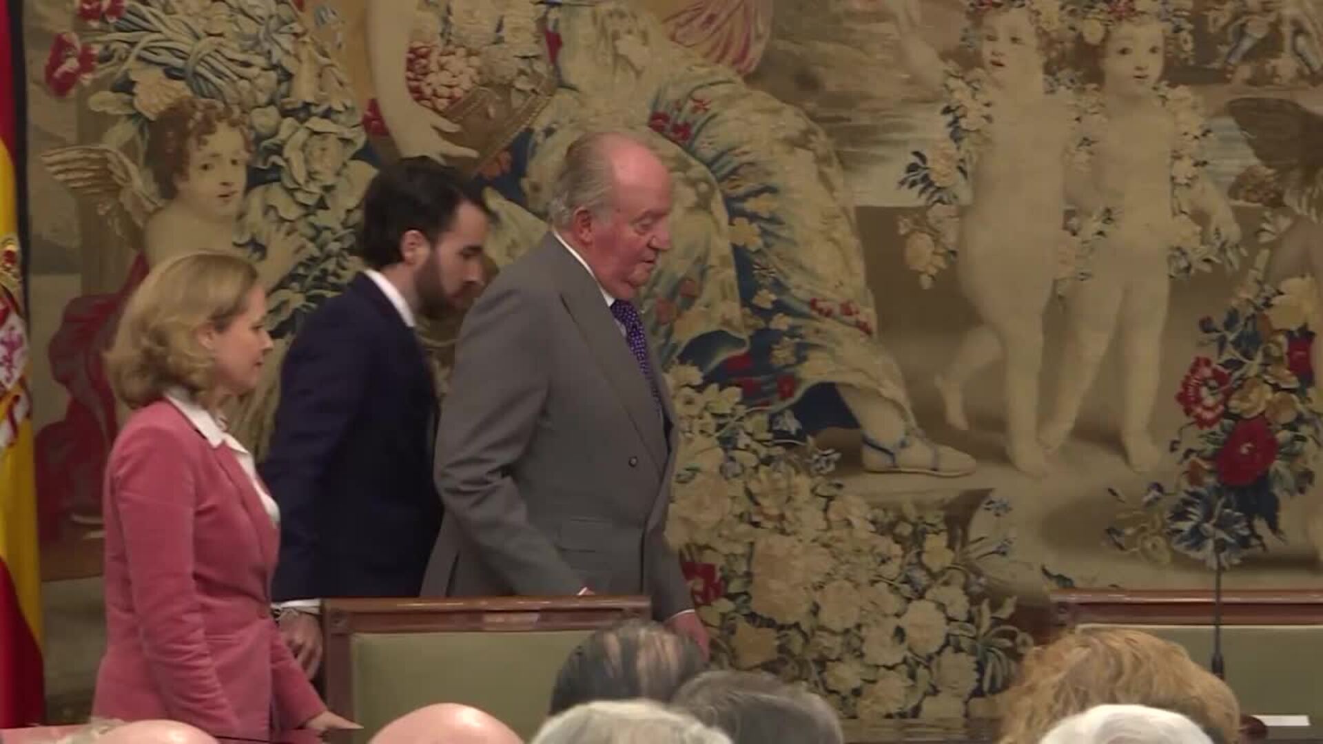 Zarzuela cree que si el Rey emérito regresa debería recuperar su residencia fiscal en España