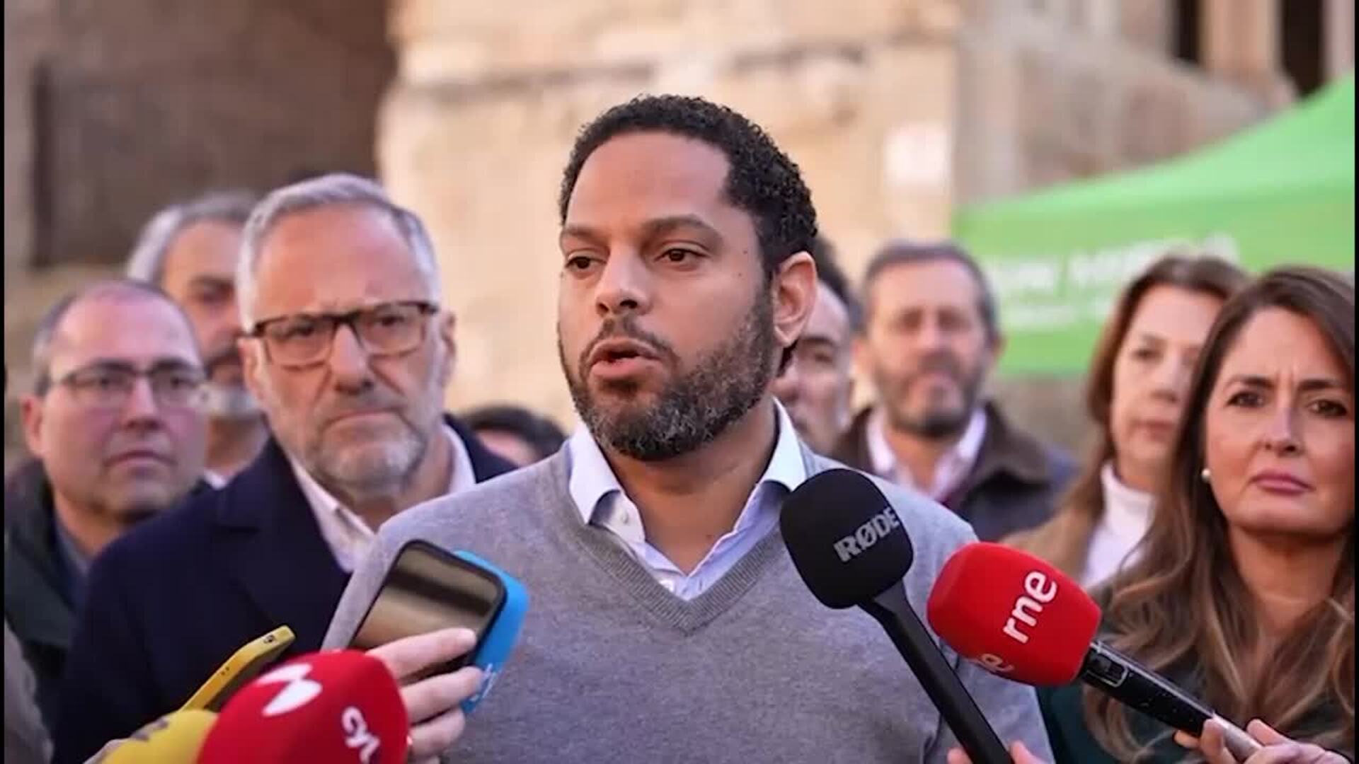 Vox apela al "sentido común" y reivindica su "coherencia" para impulsar un "cambio total"