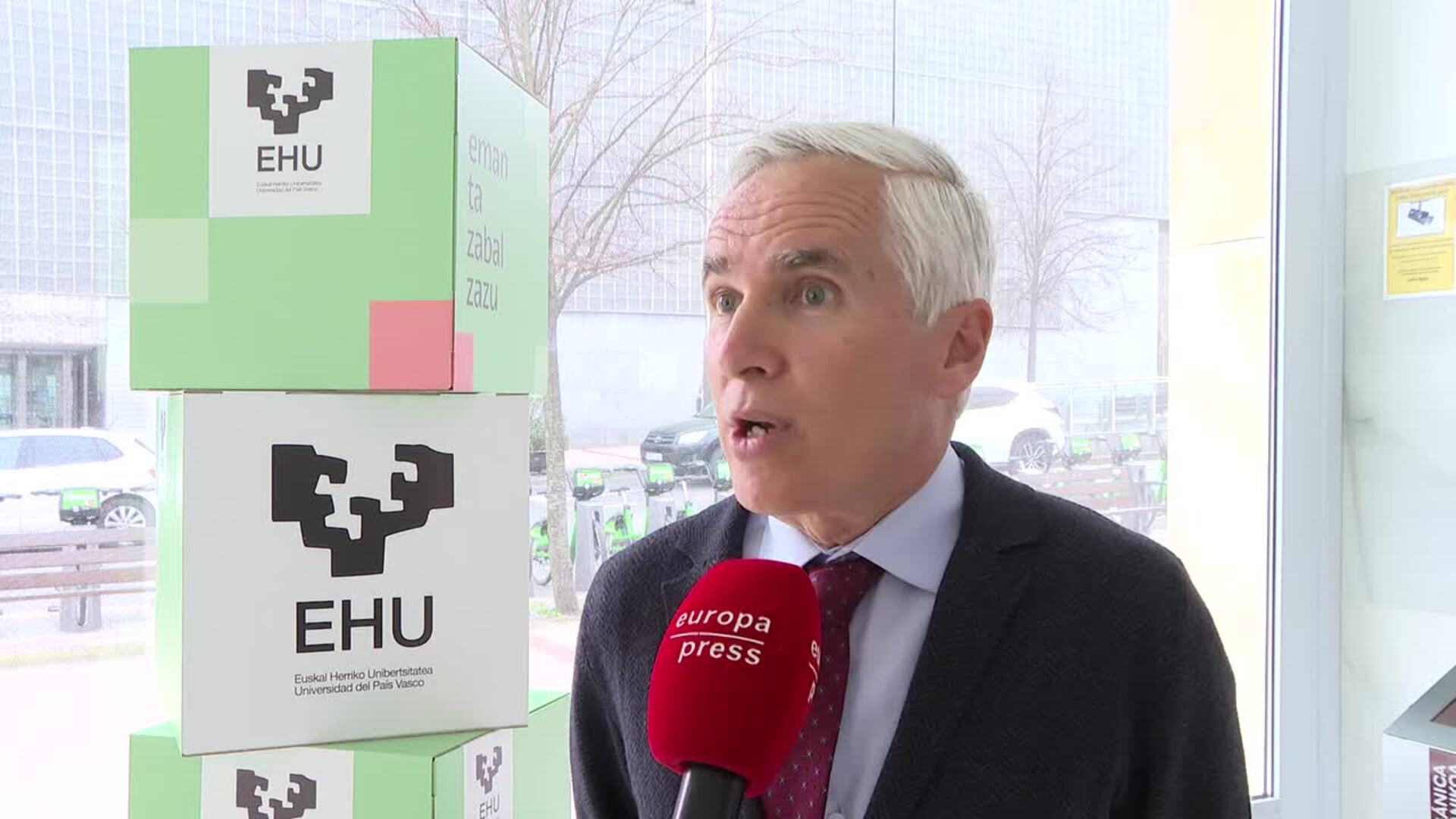 Experto constitucional afirma que no hay impedimento legal para que el rey Juan Carlos regrese