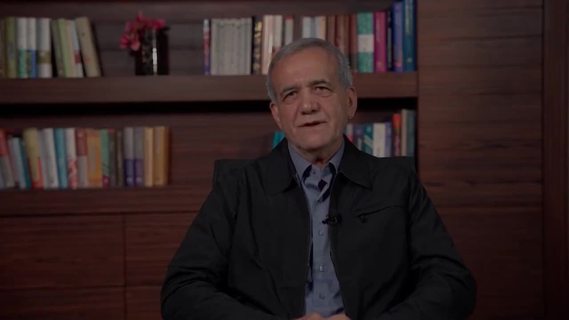 Israel anuncia su primera ola de bombardeos "contra el corazón de Teherán"