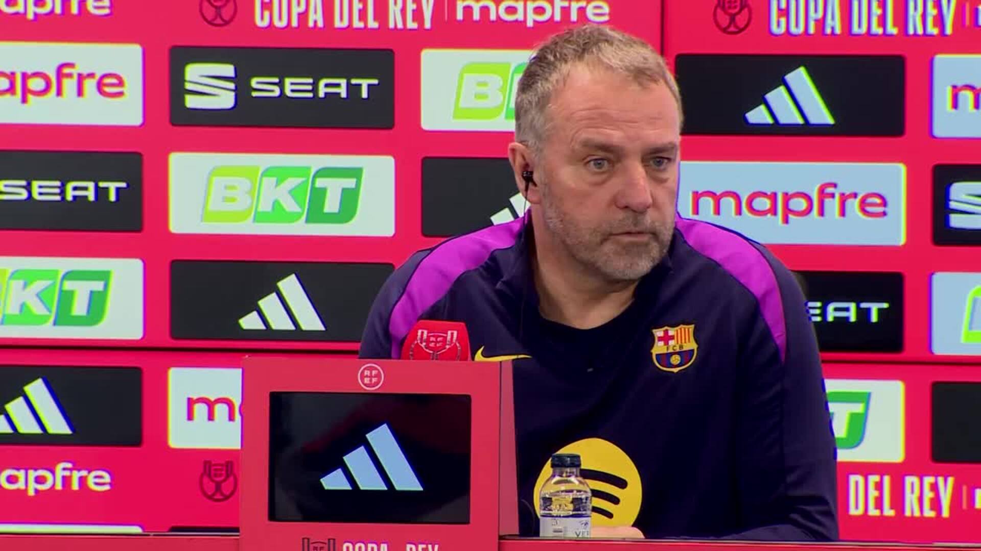 Hansi Flick: "Tenemos que hacer lo imposible, posible; no nos rendiremos"