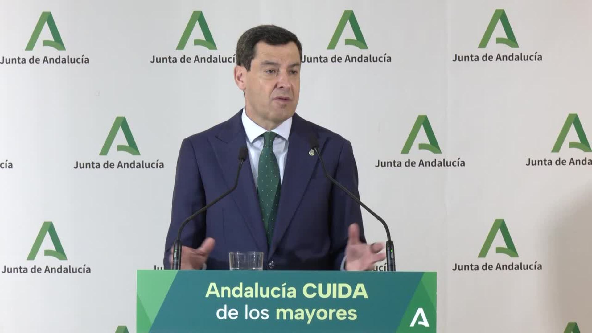 Moreno, a disposición de Gobierno y familias para regreso de los andaluces atrapados en Irán