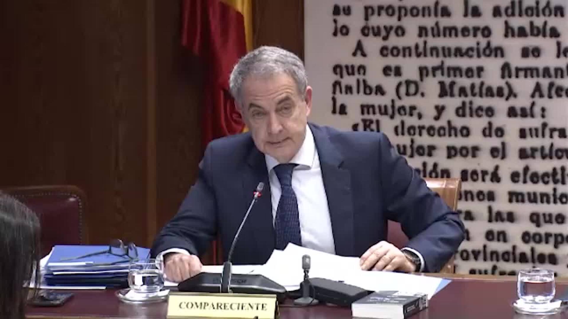 Zapatero no descarta ir en amparo al TC por las preguntas en la comisión del Senado