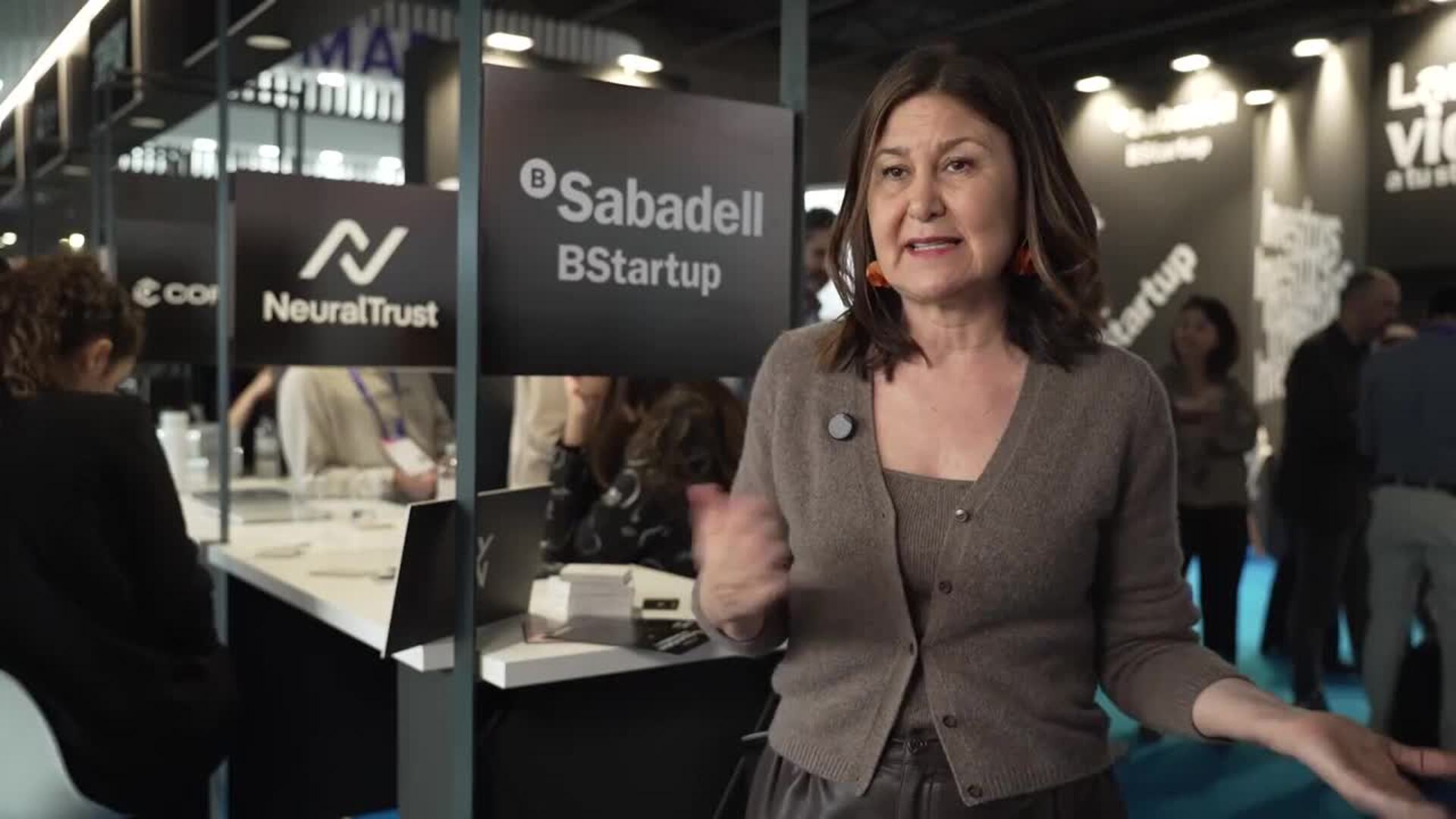 Banco Sabadell cierra 2025 con 500M de financiación a startups y más de 15,3M de inversión