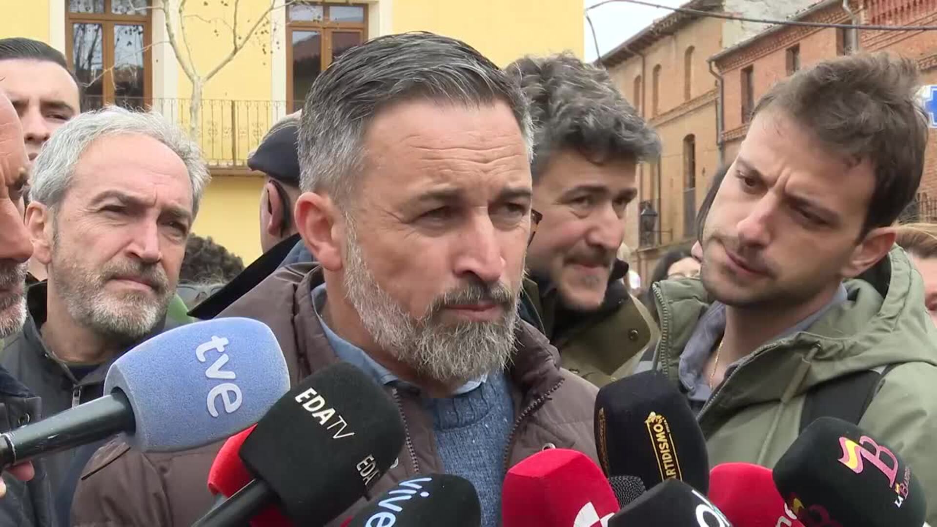 Abascal rechaza "telenovelas" ante la defensa de Gallardo a Antelo y apela a las normas de Vox