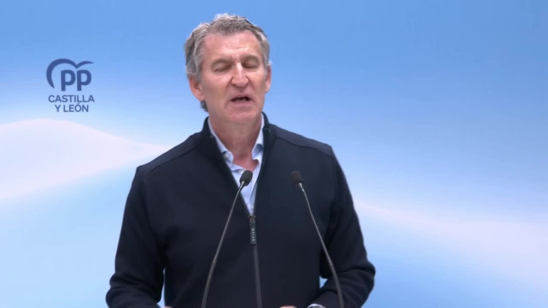 Feijóo pide concentrar el voto en el PP frente a quien busca "bloquear y dividir"