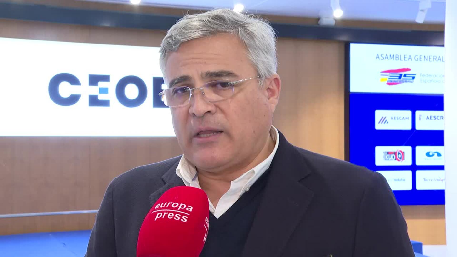 CEEES pide una bajada del IVA al 10% y una reducción del Impuesto Especial sobre Hidrocarburos