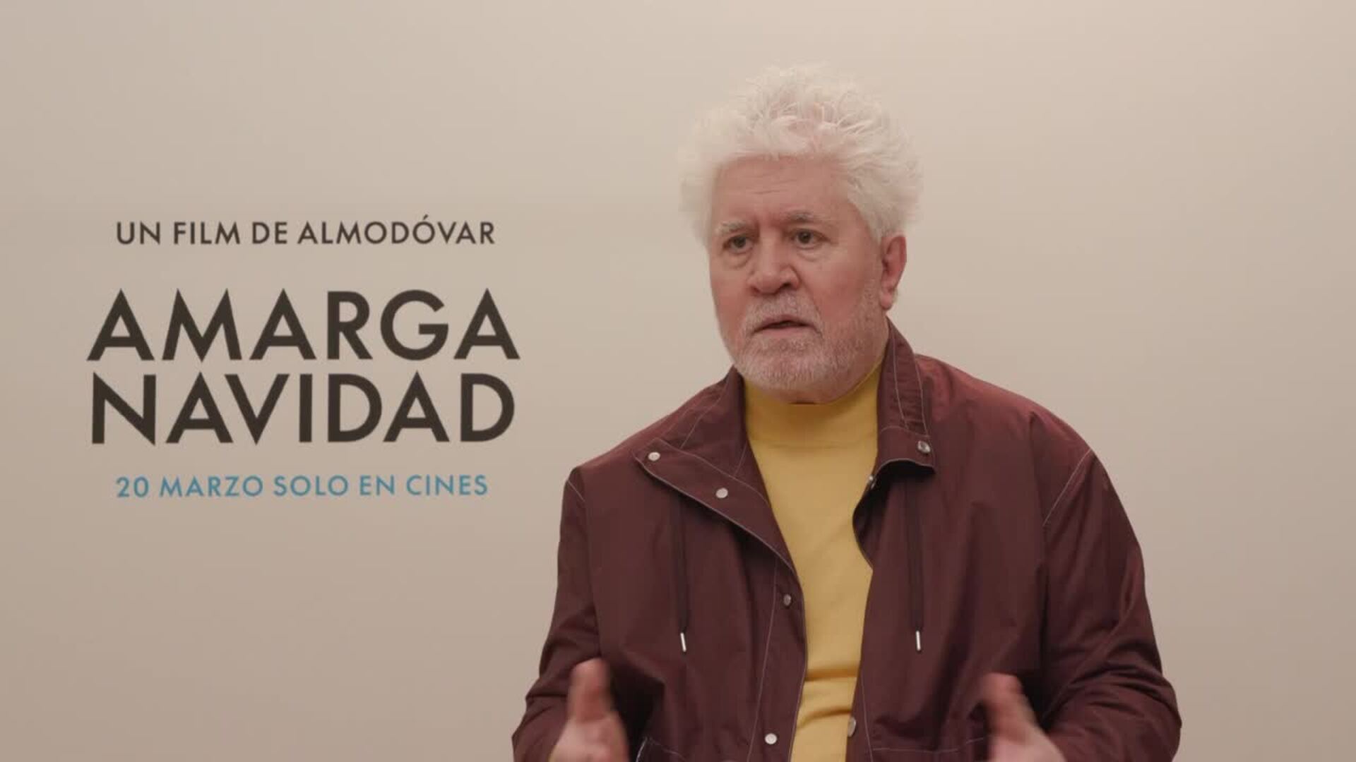 Almodóvar pide cambiar el 'No a la guerra' por el 'No a las guerras'
