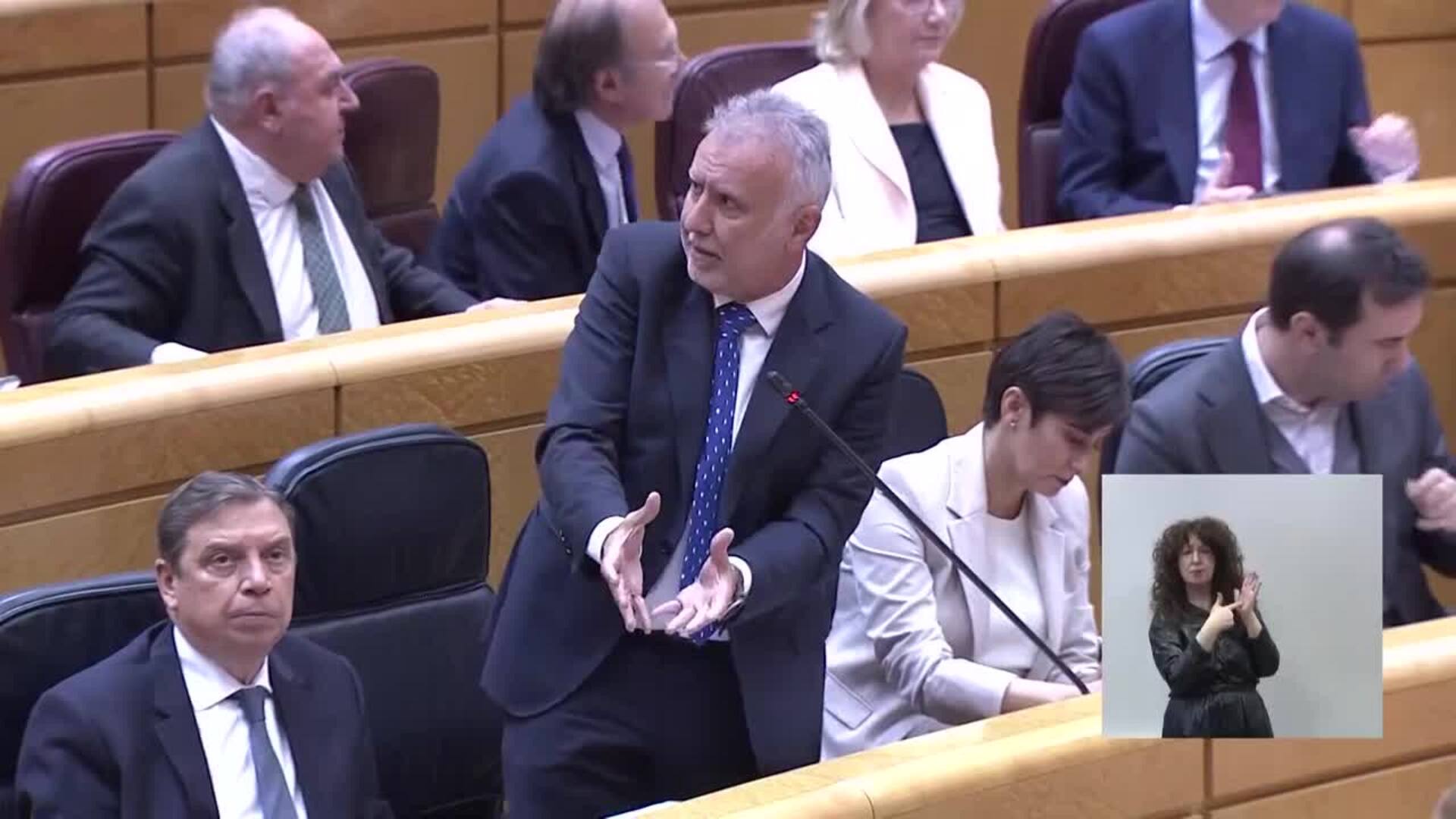 Torres se abre a negociar bonificaciones fiscales para La Gomera y El Hierro