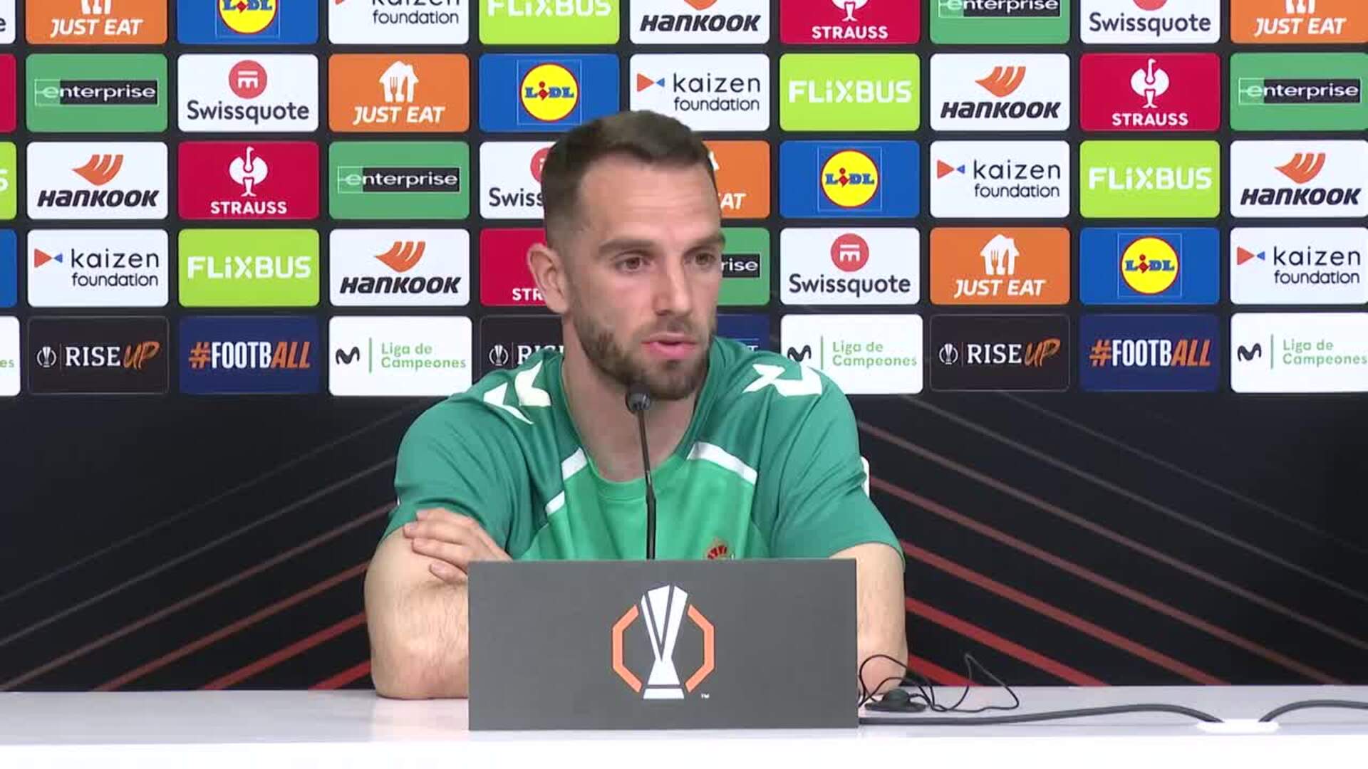 Pau López: “El Betis tiene una oportunidad muy bonita para hacer algo histórico”