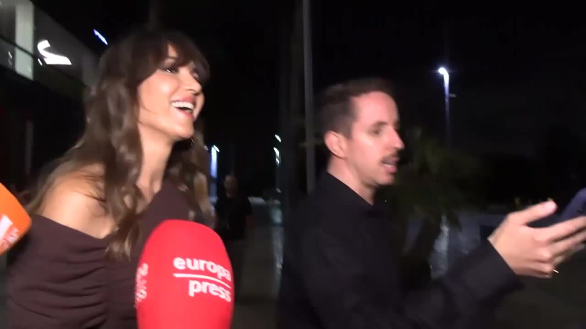 Paloma Lago reconoce estar "muy feliz" tras estrenarse por primera vez como abuela