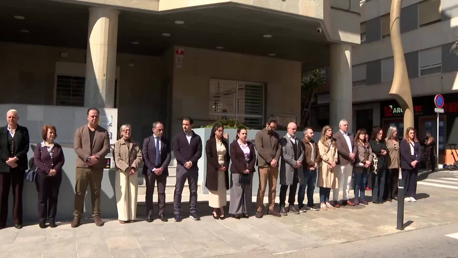 Torrevieja decreta dos días de luto oficial por el crimen de la menor de tres años