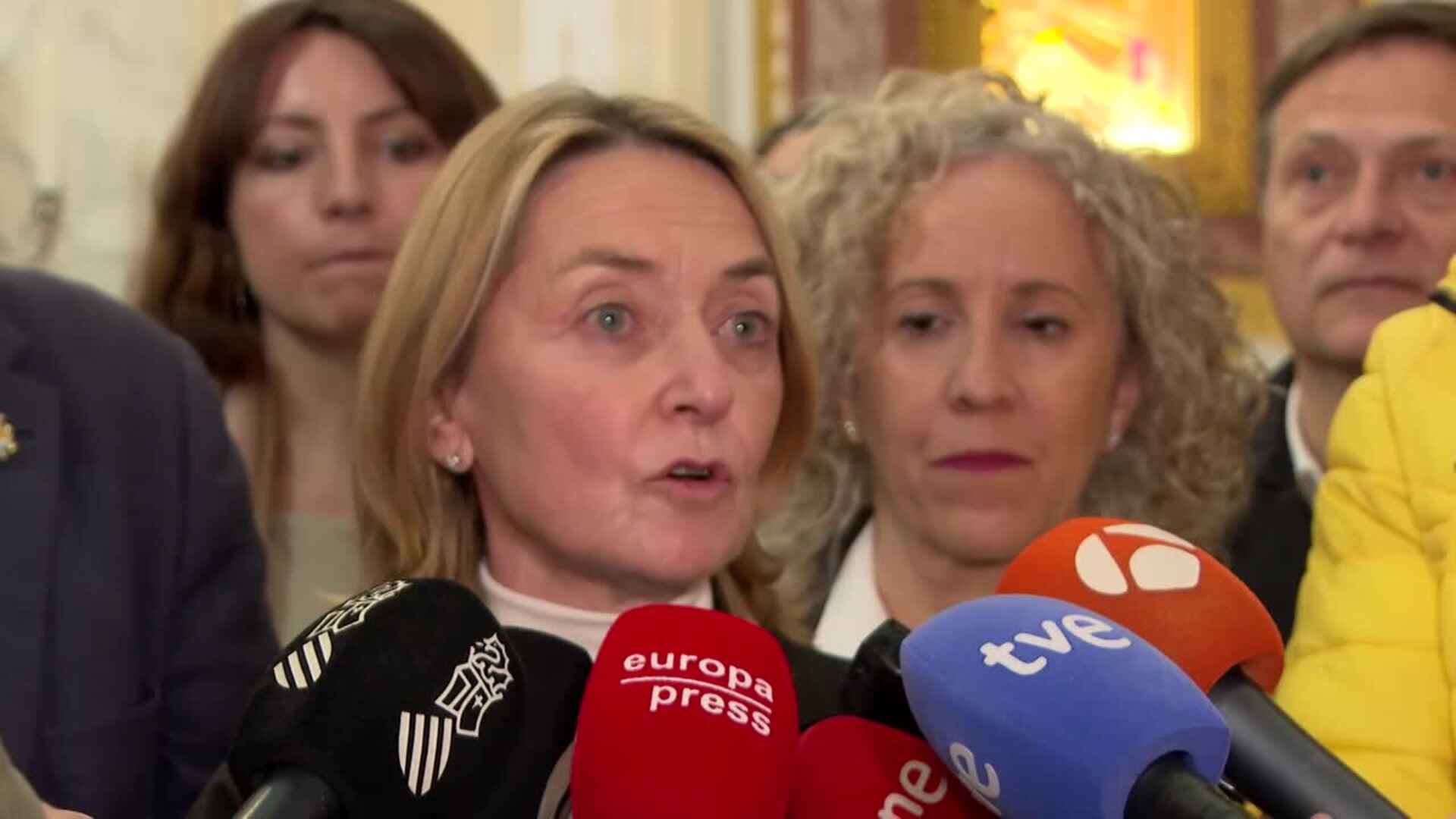 El Cristo Yacente regresa a la iglesia de Paiporta como símbolo de "recuperación emocional"